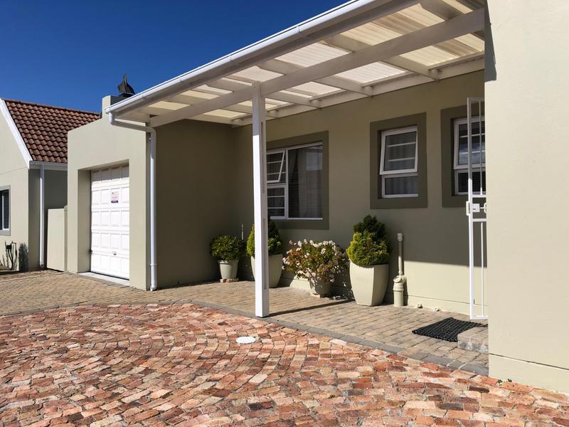 3 Bedroom Property for Sale in Franskraal Western Cape